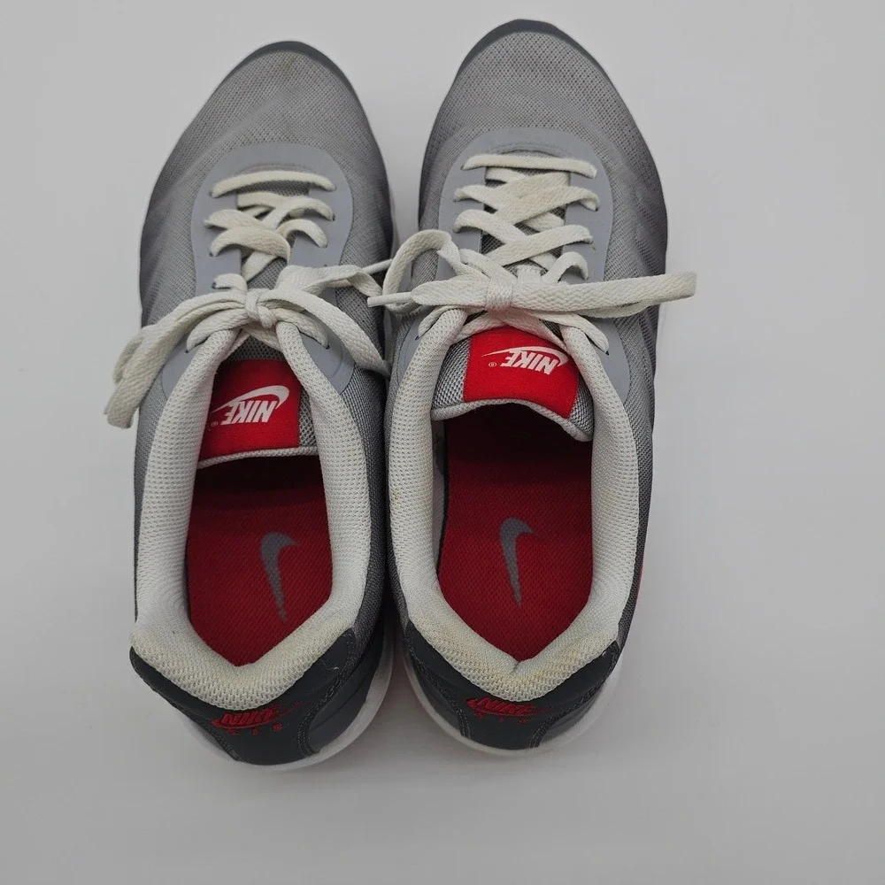 Nike Air Max‎ Invigor Wolf Grey/University Red' Men's Sz12